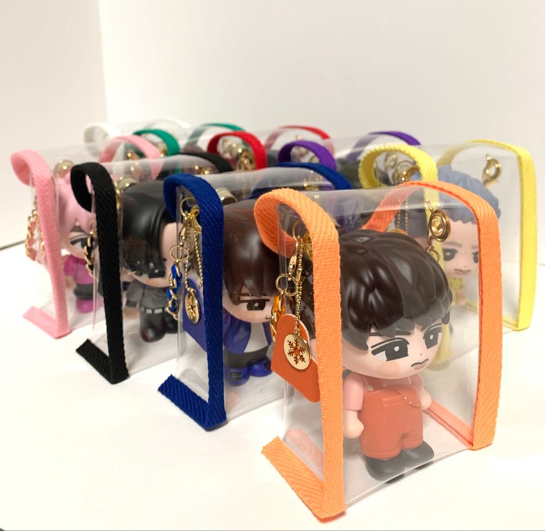 ちいかわ　すのチルソフビポーチ黒　BIGすのチルポーチピンクMan