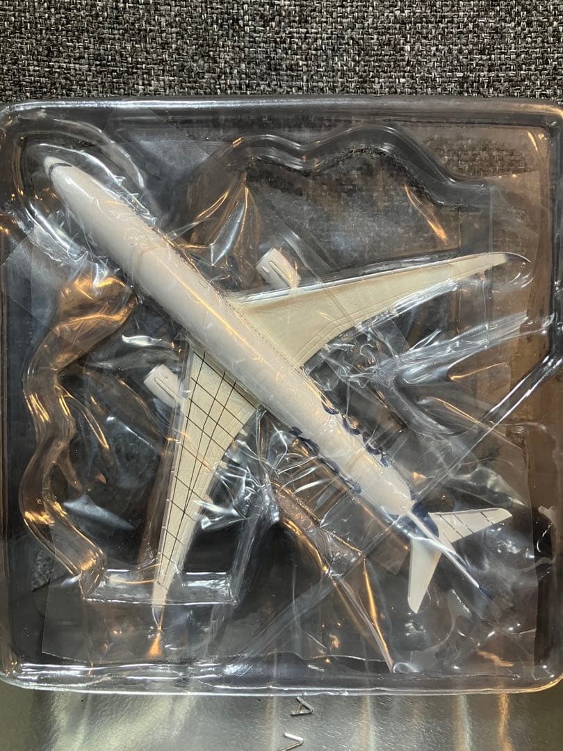 航空機・ヘリコプター AIRBUS350-1000 F-WMIL herpa 531047 1:500