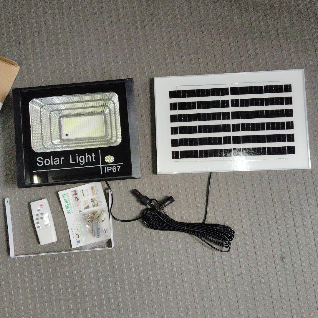 値下げ　太陽電池パネル付LED 照明　1
