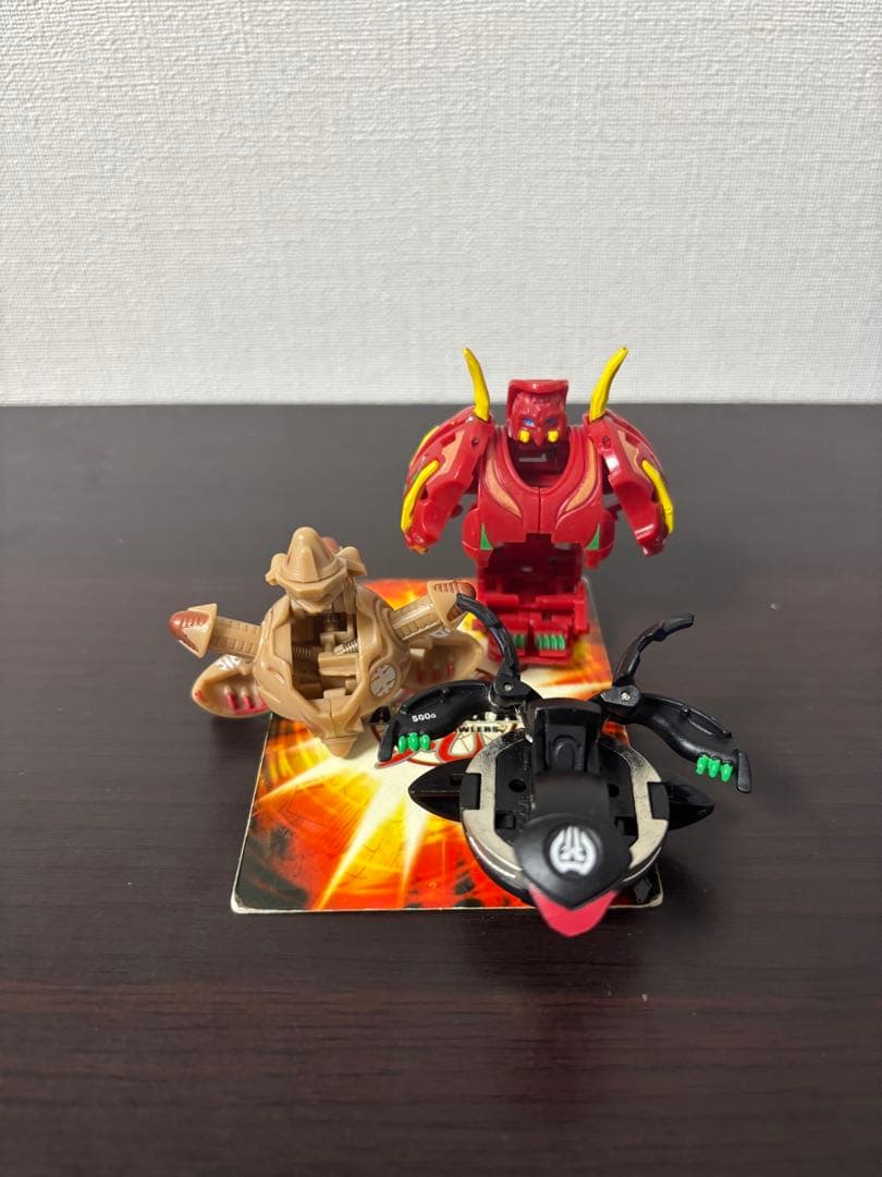爆丸　まとめ売り　セガトイズ　35個+ジャンク品4個　爆丸ケース付き