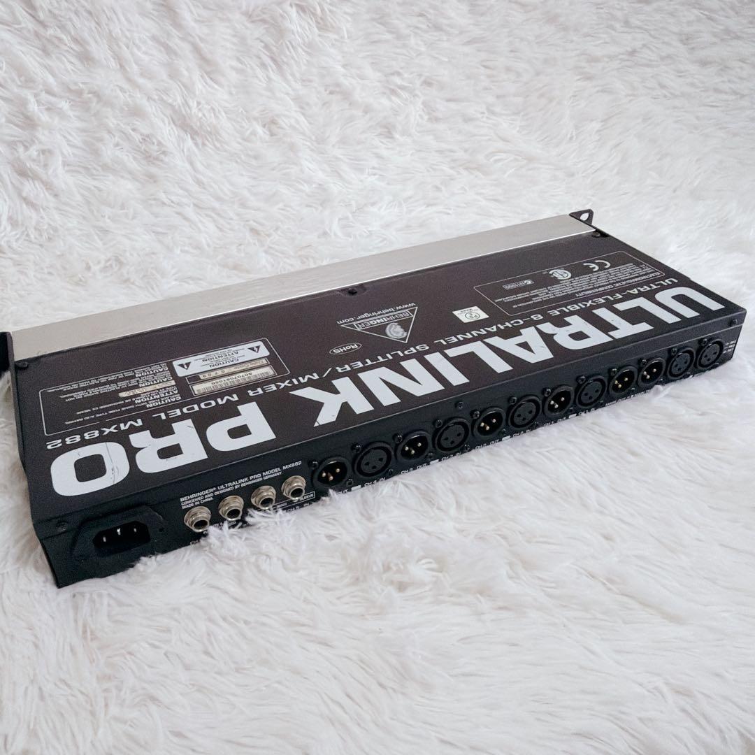 BEHRINGER MX882 スプリッター / ミキサー PRO