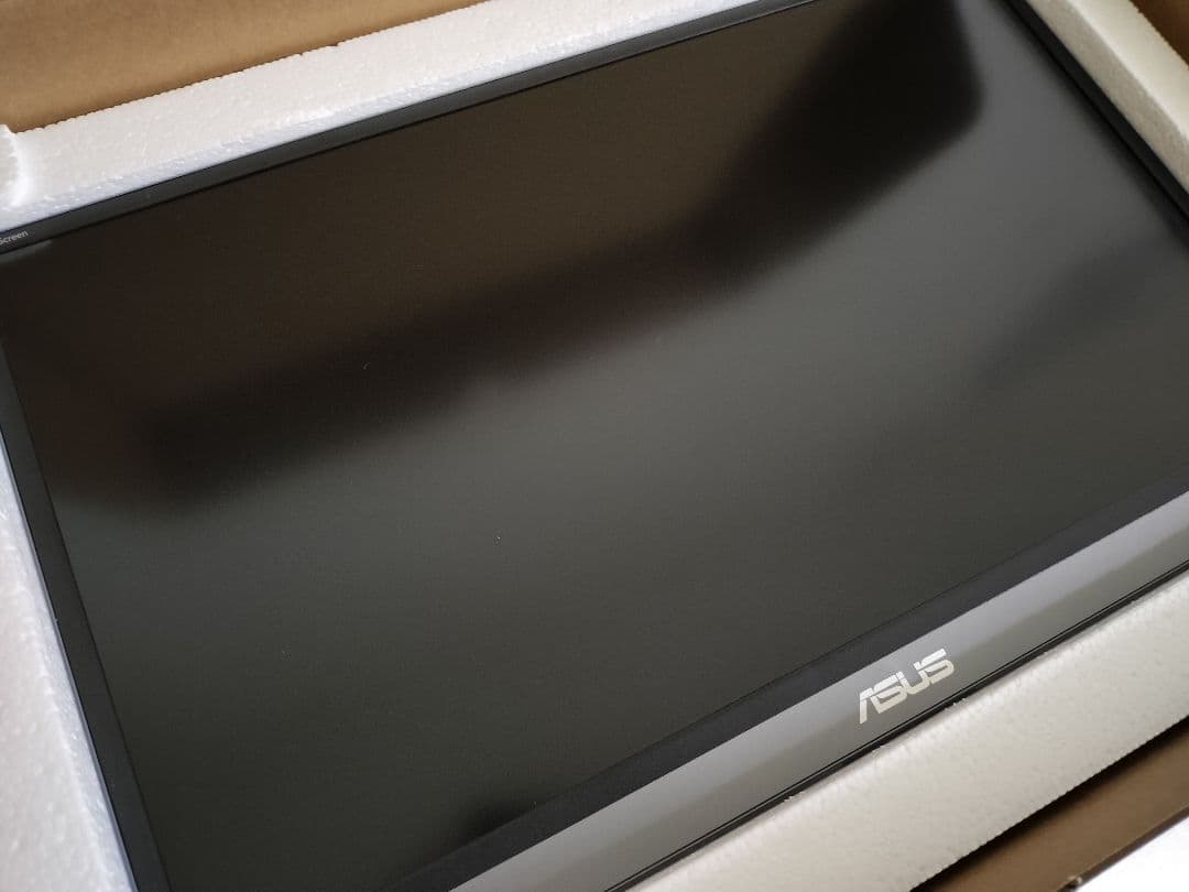 ASUS ZenScreen MB16ACE モバイルモニター 15.6インチ