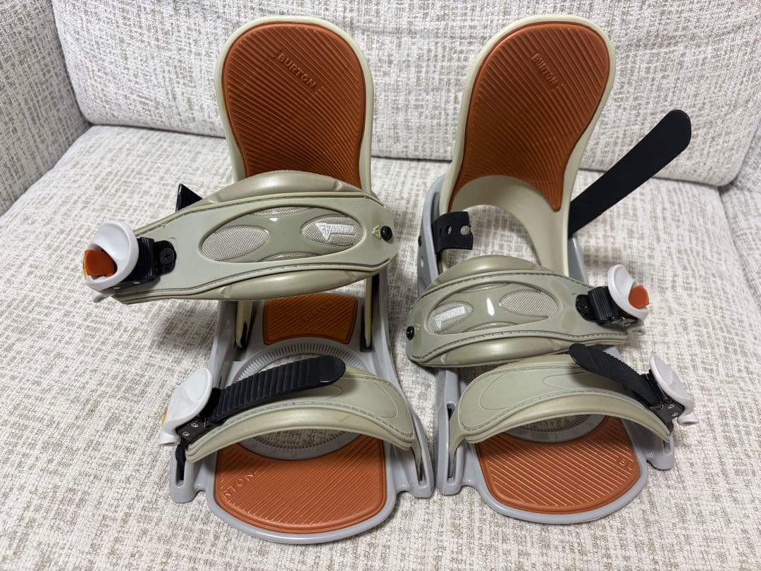 【未使用】BURTON バートン ビンディング Freestyle Mサイズ