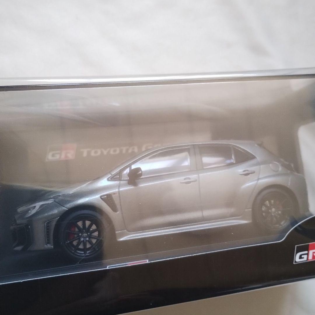 TOYOTA GRカローラ ミニカー 1/30 ダイキャスト　プレシャスメタル