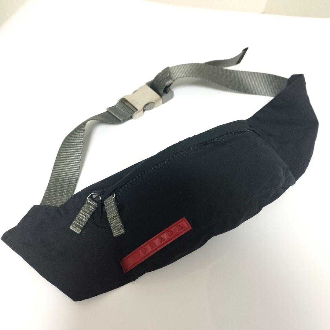美品☆　プラダ　ボディバッグ　ウエストポーチ　スポーツライン