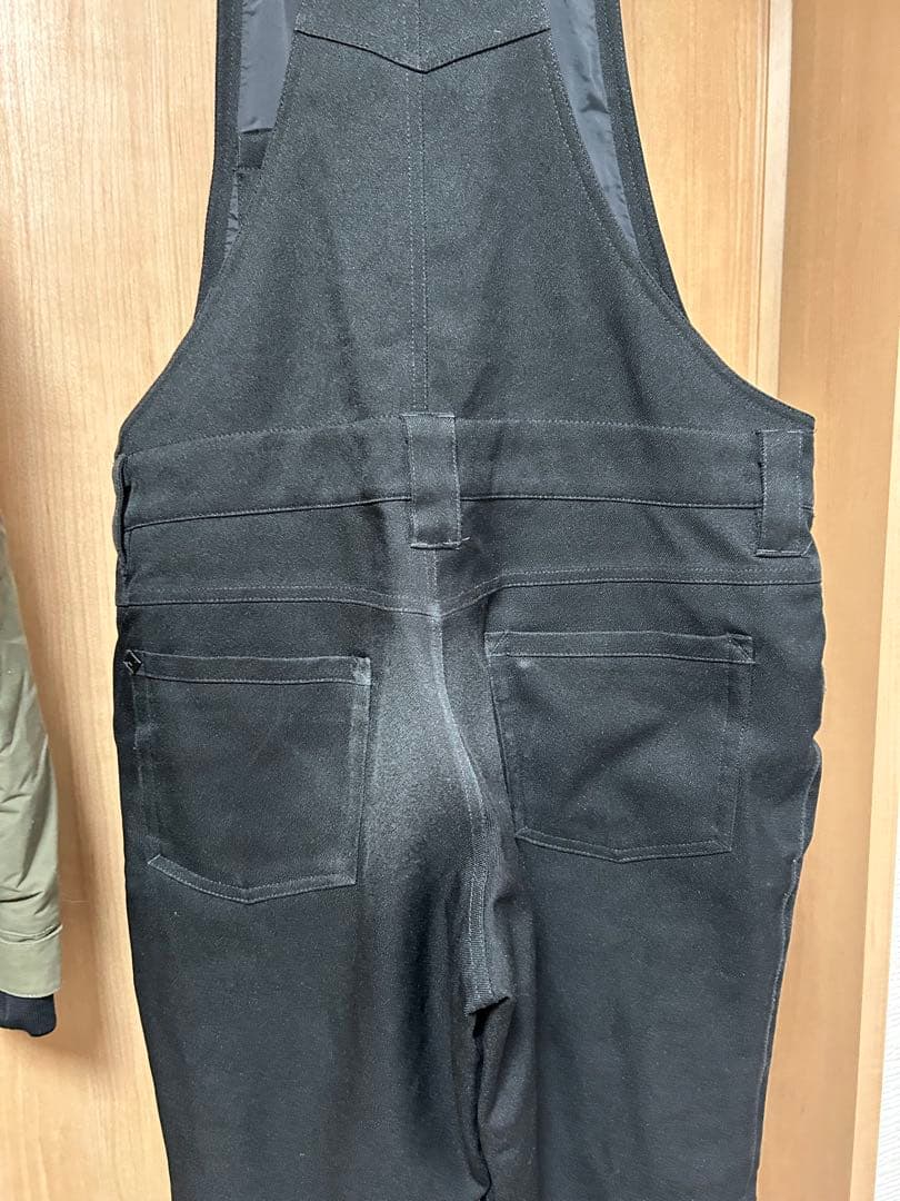 L1エルワン　スノーボードウエアジャケット　ウェア　ビブパンツセット　女性用
