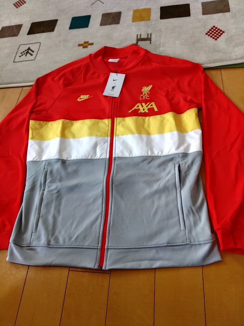 リバプールFC Nike フルジップジャケット新品タグ付き