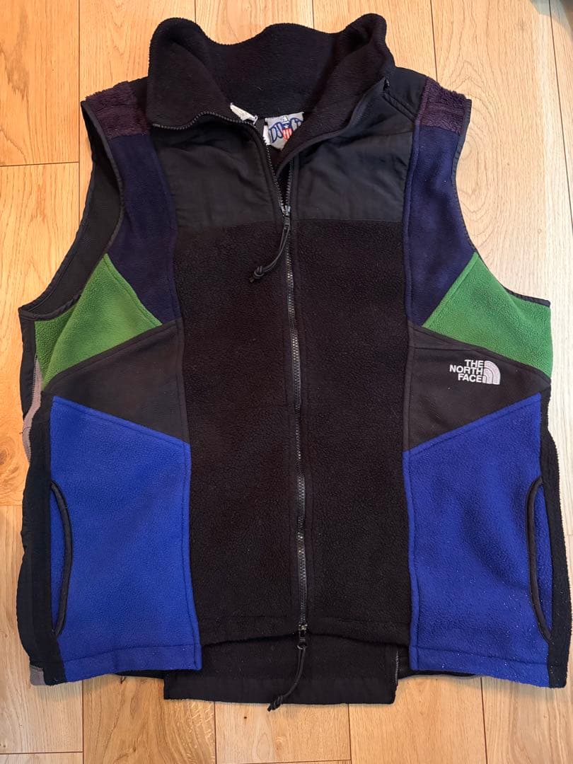 THE NORTH FACE × CHANGES リメイクフリースベスト ノース