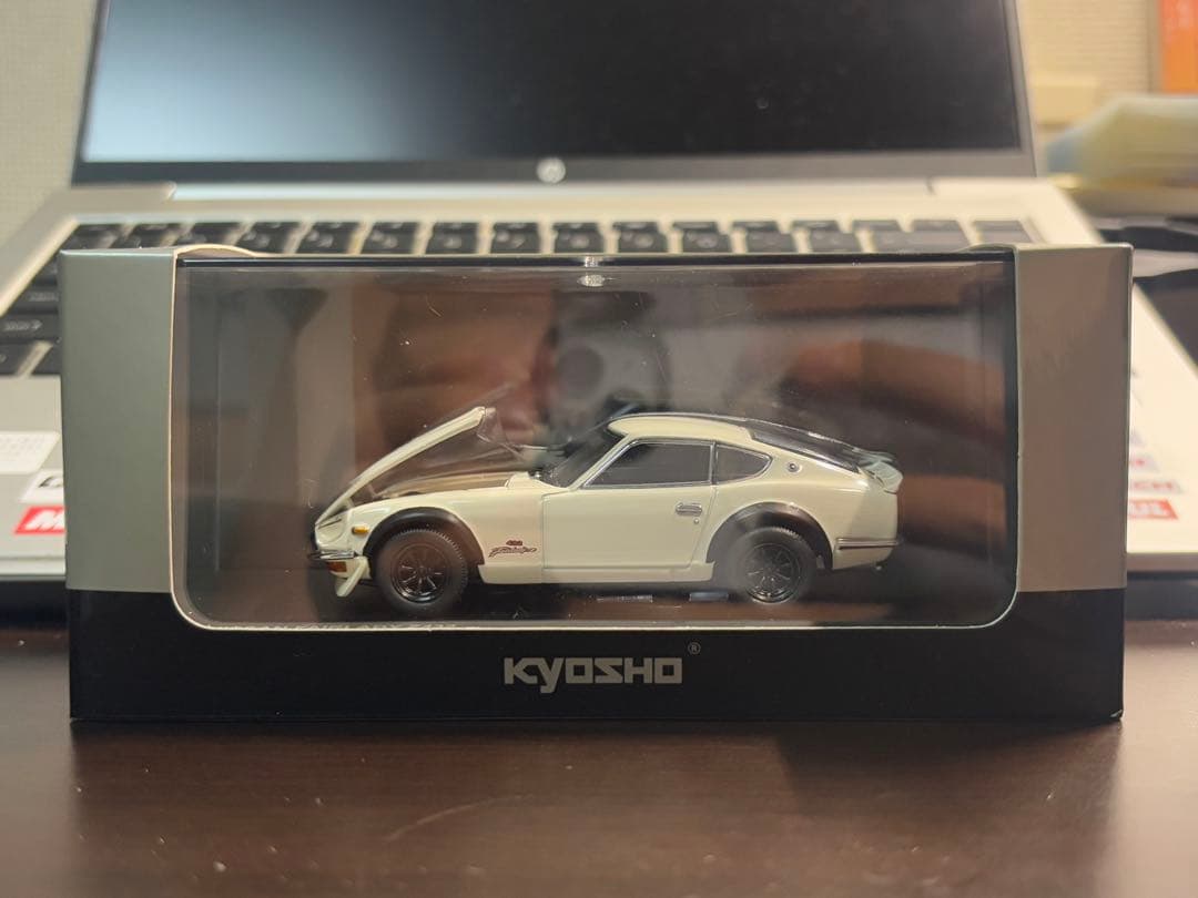 京商　1/43 日産フェアレディZ Z432 ホワイト