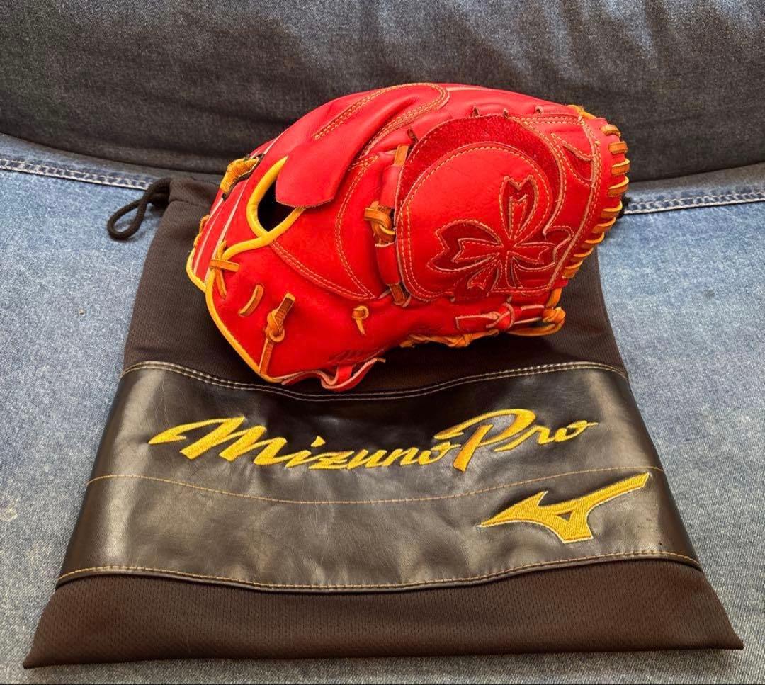 Mizuno Pro 軟式グローブ レッド