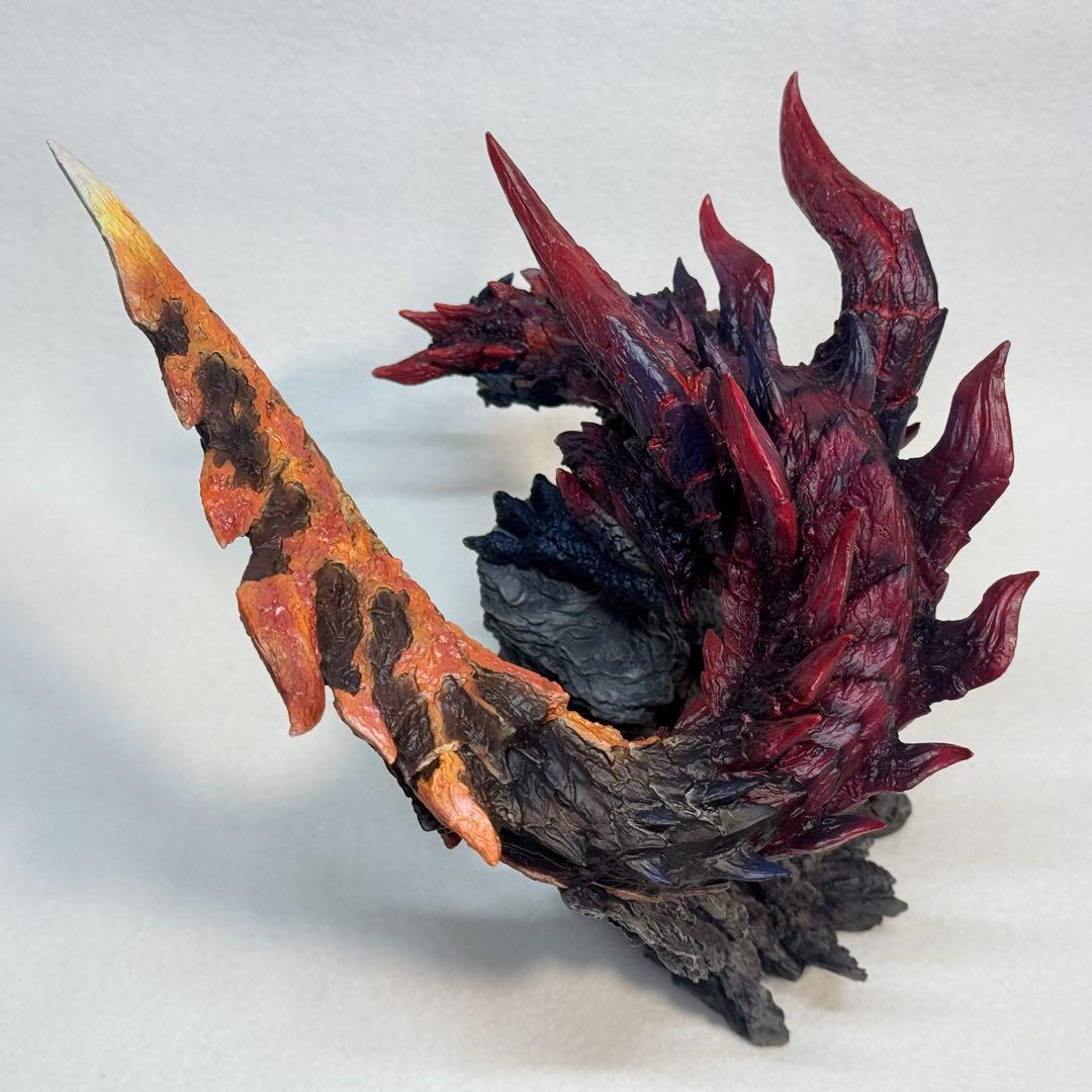 モンスターハンター　フィギュアビルダー クリエイターズモデル 燼滅刃ディノバルド