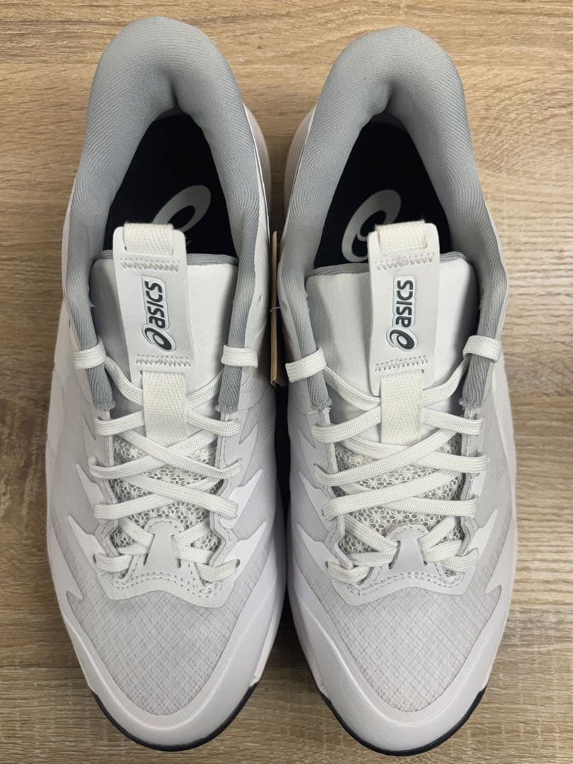 新品、未使用！　アシックス　UNPRE ARS LOW 2 バッシュ　24.5