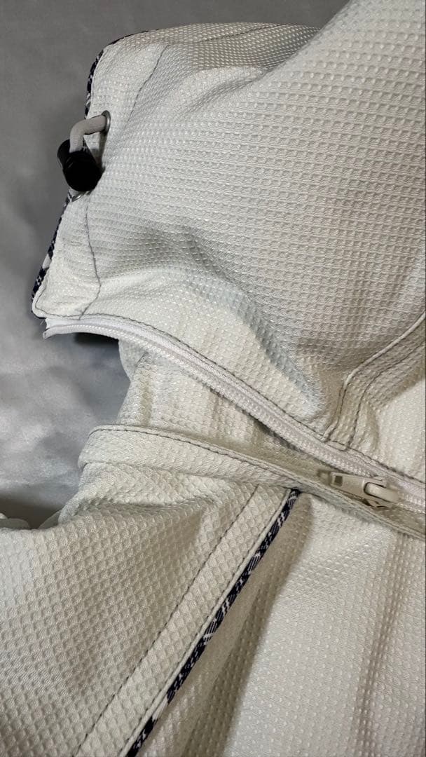 極美品　ellesse スキーウェア　上下セット　白と紺色　レディースL程度