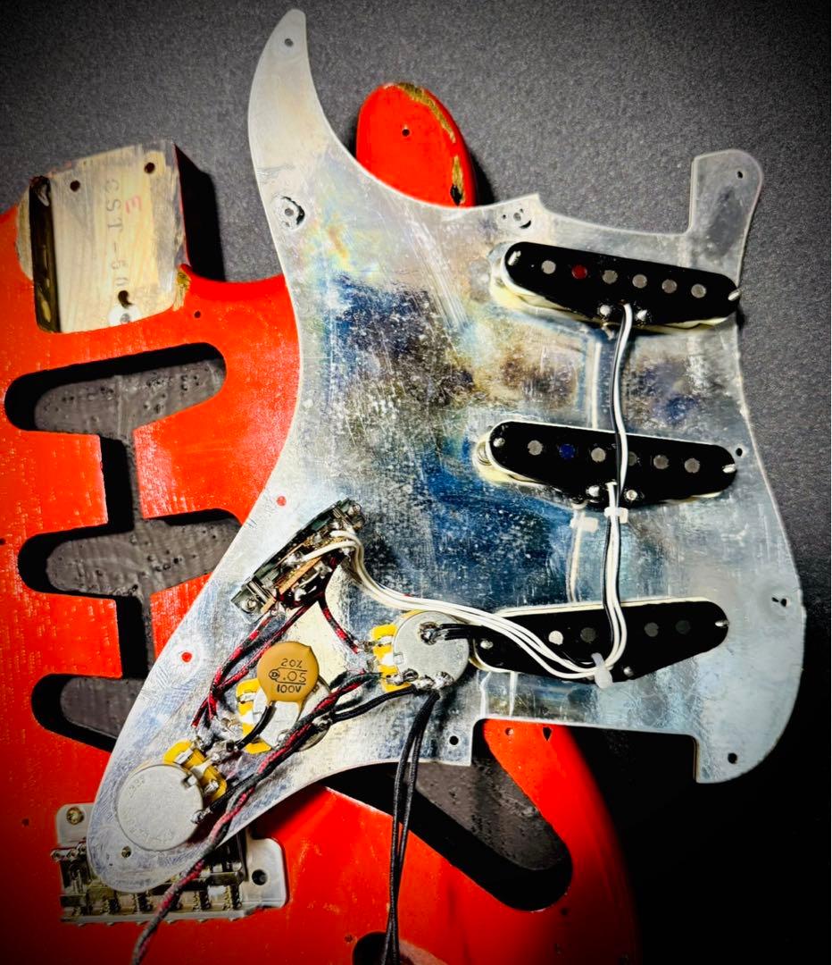 【激レア！カリスマギター職人最新作】Fender リバースヘッド　マルチレイヤー