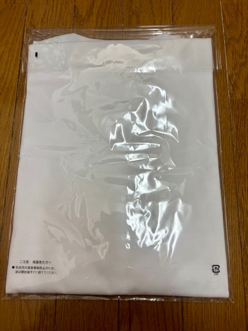 閃光ハサウェイ　マフティーTシャツ　ラベル缶 セット販売
