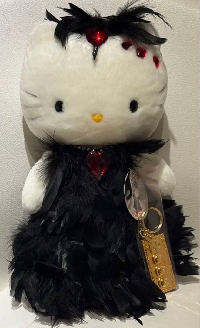 キティ ぬいぐるみ　ミレニアム➕限定キーホルダー シリアルナンバー付 新品 特大