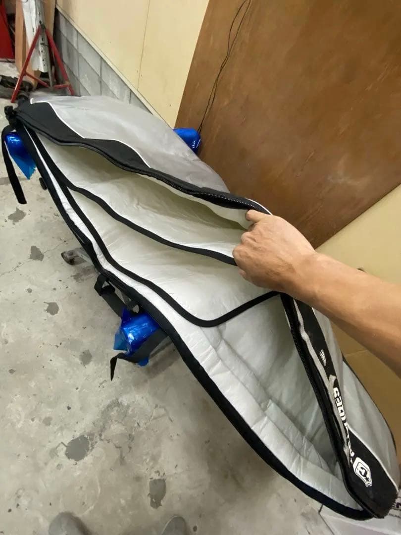 ハードケース　ショートボード3枚用　海外トリップ　トラベル