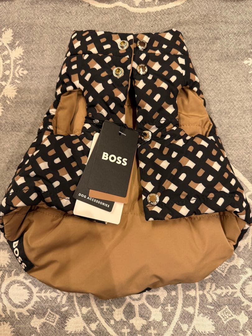 HUGO BOSS 犬用リバーシブルダウンジャケット XS キャメル 本物