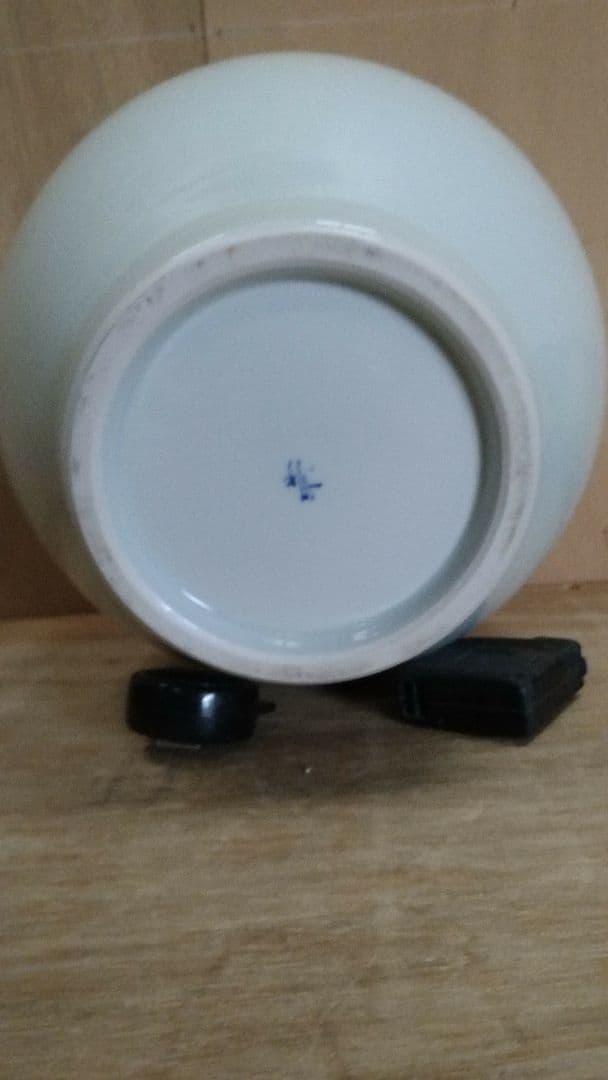 白磁　大壺