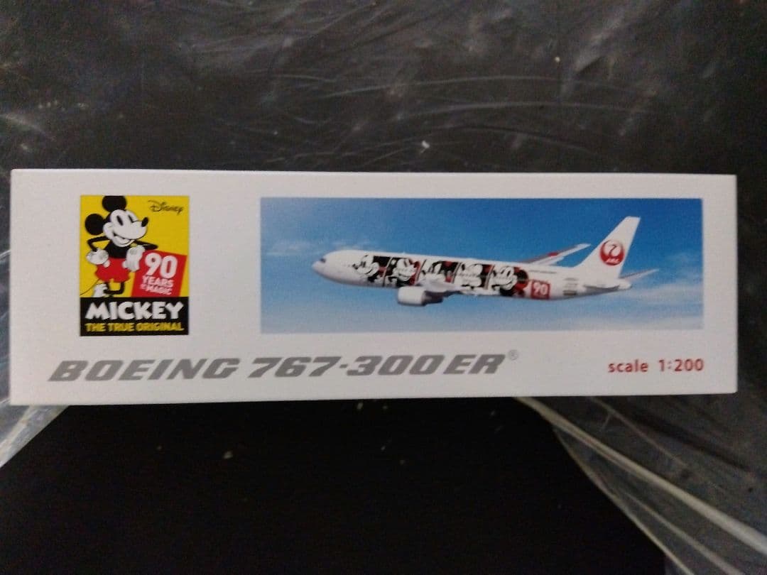 JAL767-300ER ミッキーマウス模型