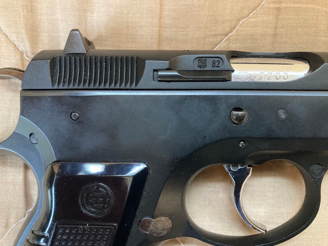 が*き様 重量感！ Cz75 ガスブローバック