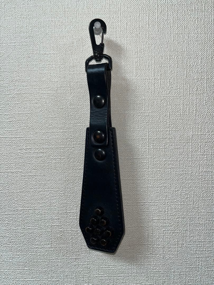 黒いレザーキーホルダー・キーリング