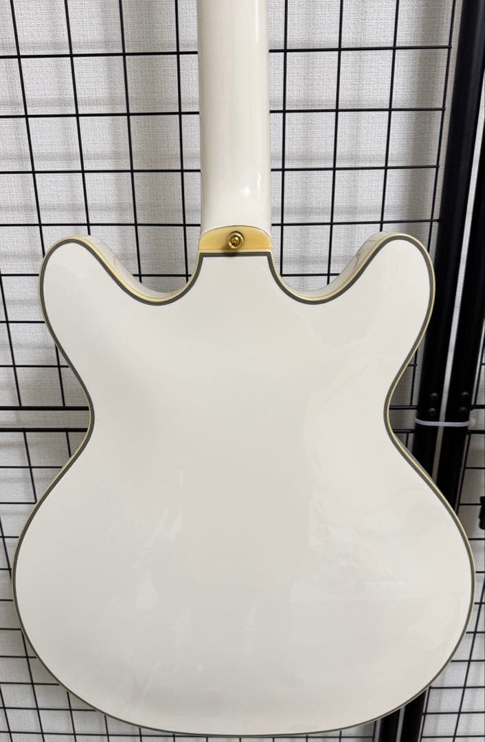 新品同様！　Guild STARFIRE VI エレキギター