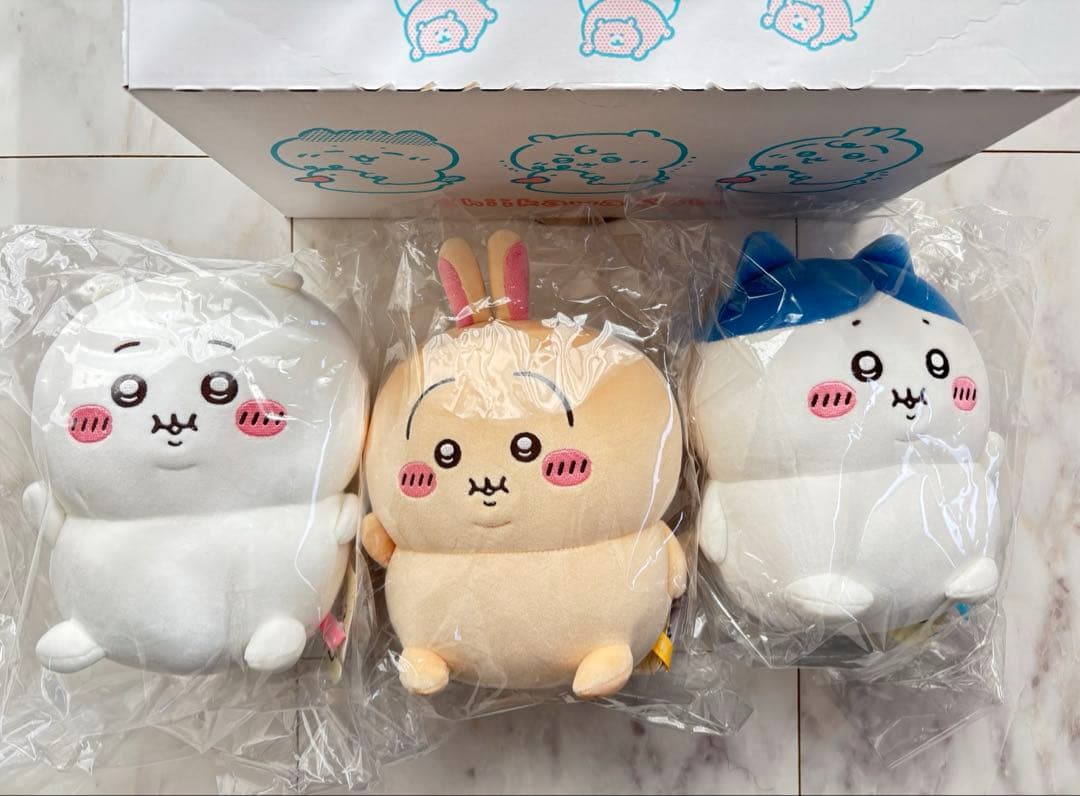 ちいかわ うさぎ はちわれ ぼっちゃり 手乗りぬいぐるみ 3体 人気 プレゼント