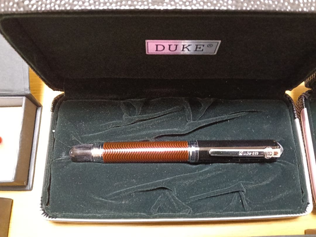 ☆【掘り出し物】☆DUKE 万年筆、CROSSボールペン、他　計 7セット