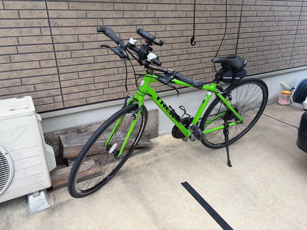 TREK 7.4FX クロスバイク