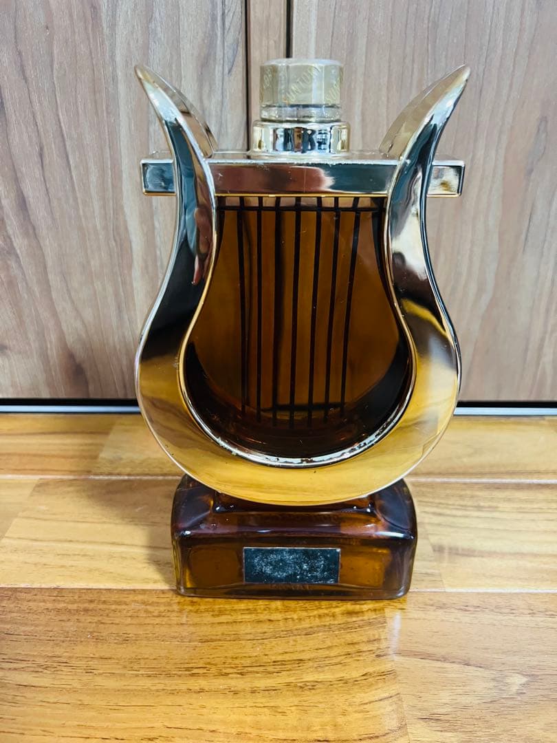 【未開栓】サントリー SUNTORY スペシャルリザーブ ハープ型ボトル