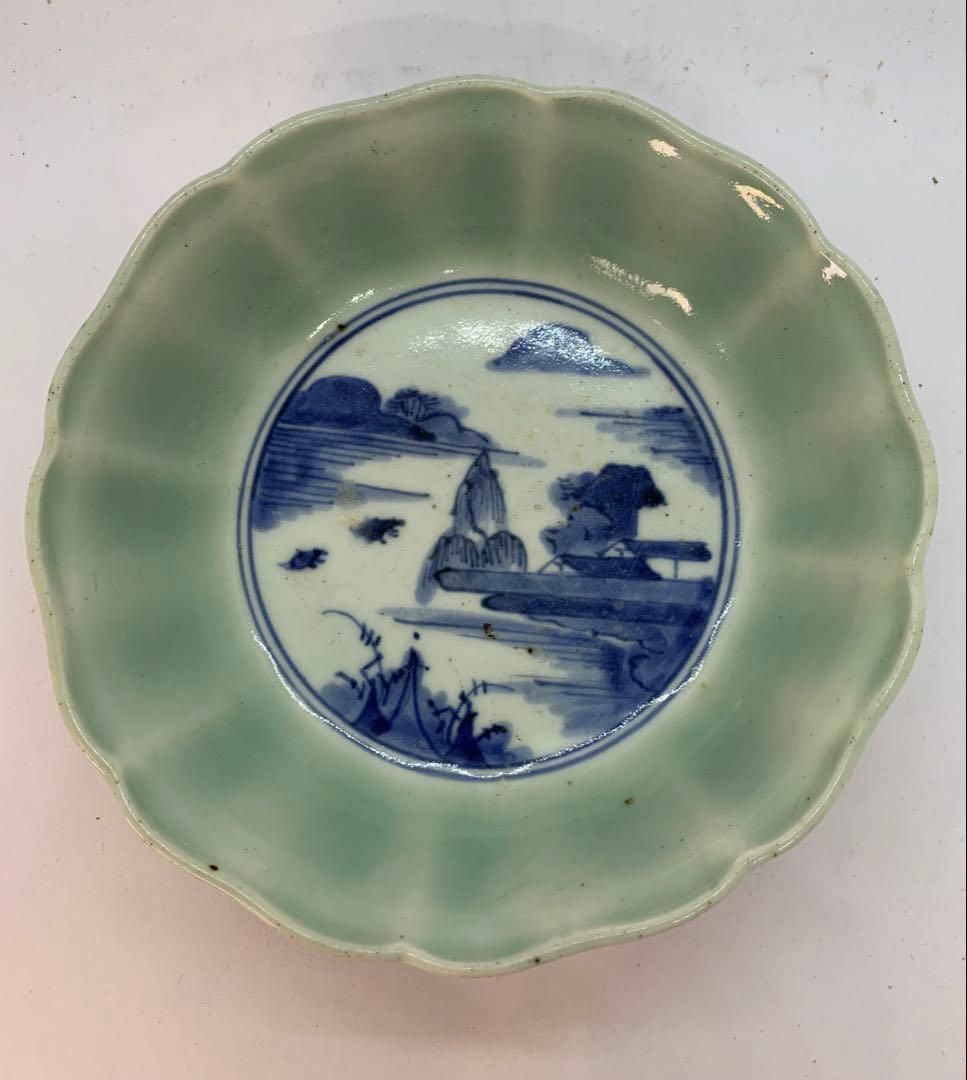 古伊万里青磁の輪花鉢