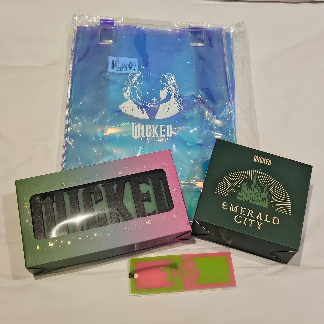 【即購入可】韓国限定 MEGABOX ウィキッドグッズセット