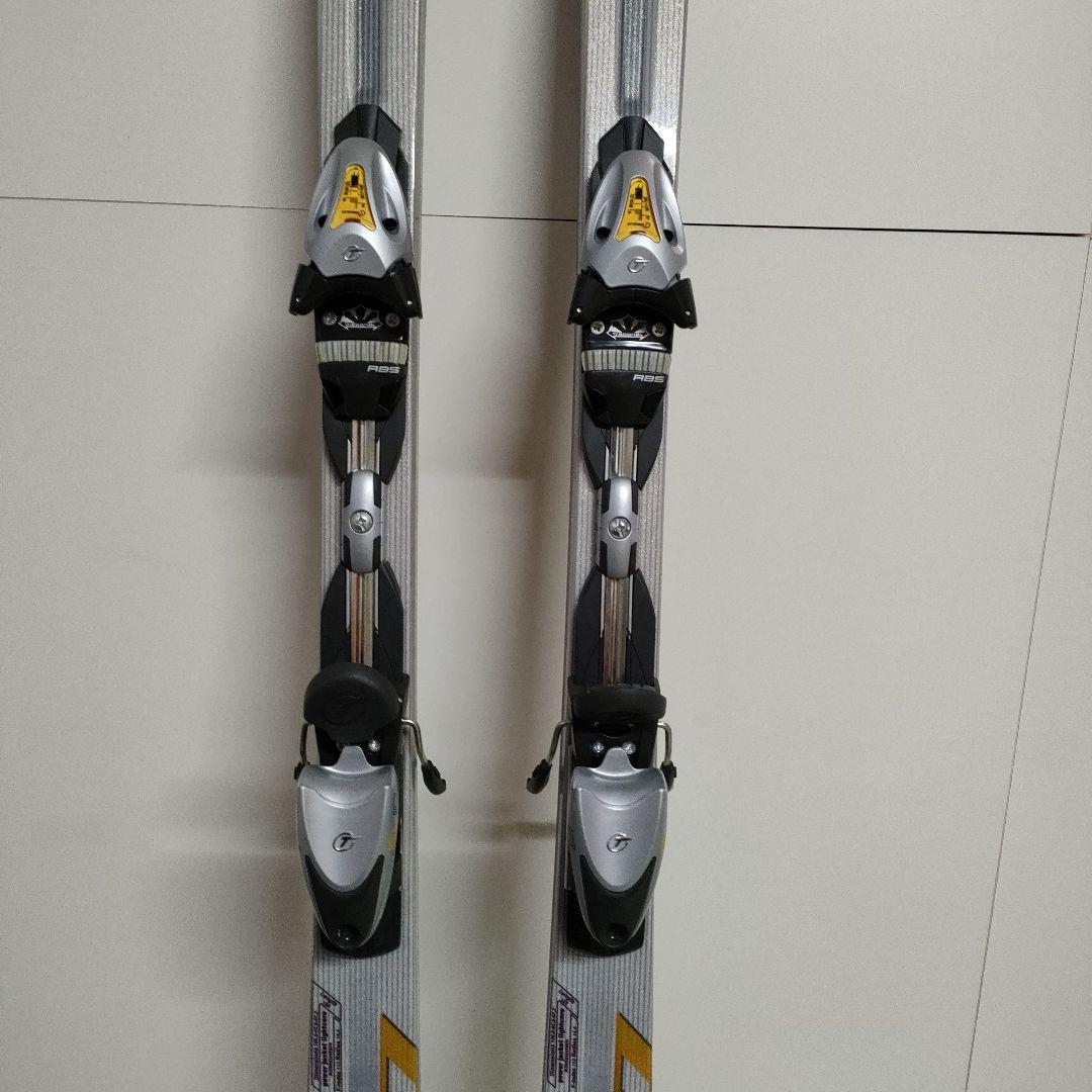 カービングスキー板 HEAD C100