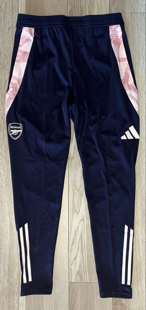 adidas アーセナル　トラックパンツ　トレーニングパンツ　ジャージ　新品