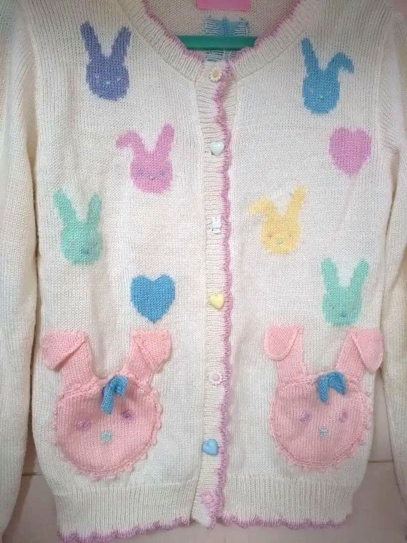 【美品✩】ナイルパーチ♡手編みのウサギ刺繍のニットカーディガンです(^^)♡