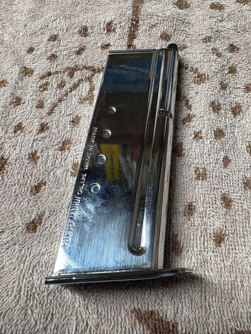 DESERT EAGLE .50AE クロームステンレス