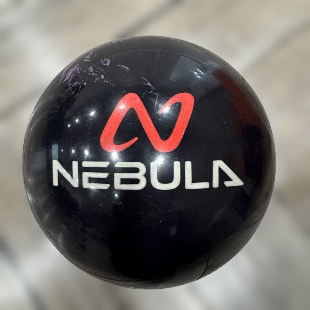 Nebula ボウリングボール 14ポンド