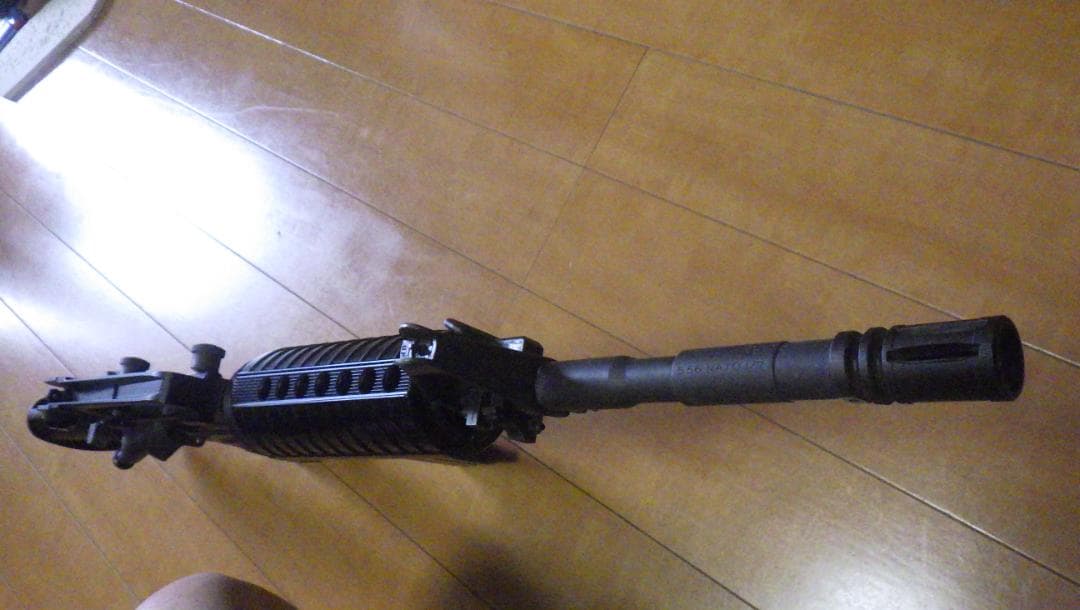 東京マルイ　M4電動ガン　スタンダード８7ｍ／ｓ　１８歳以上+多弾マガジン