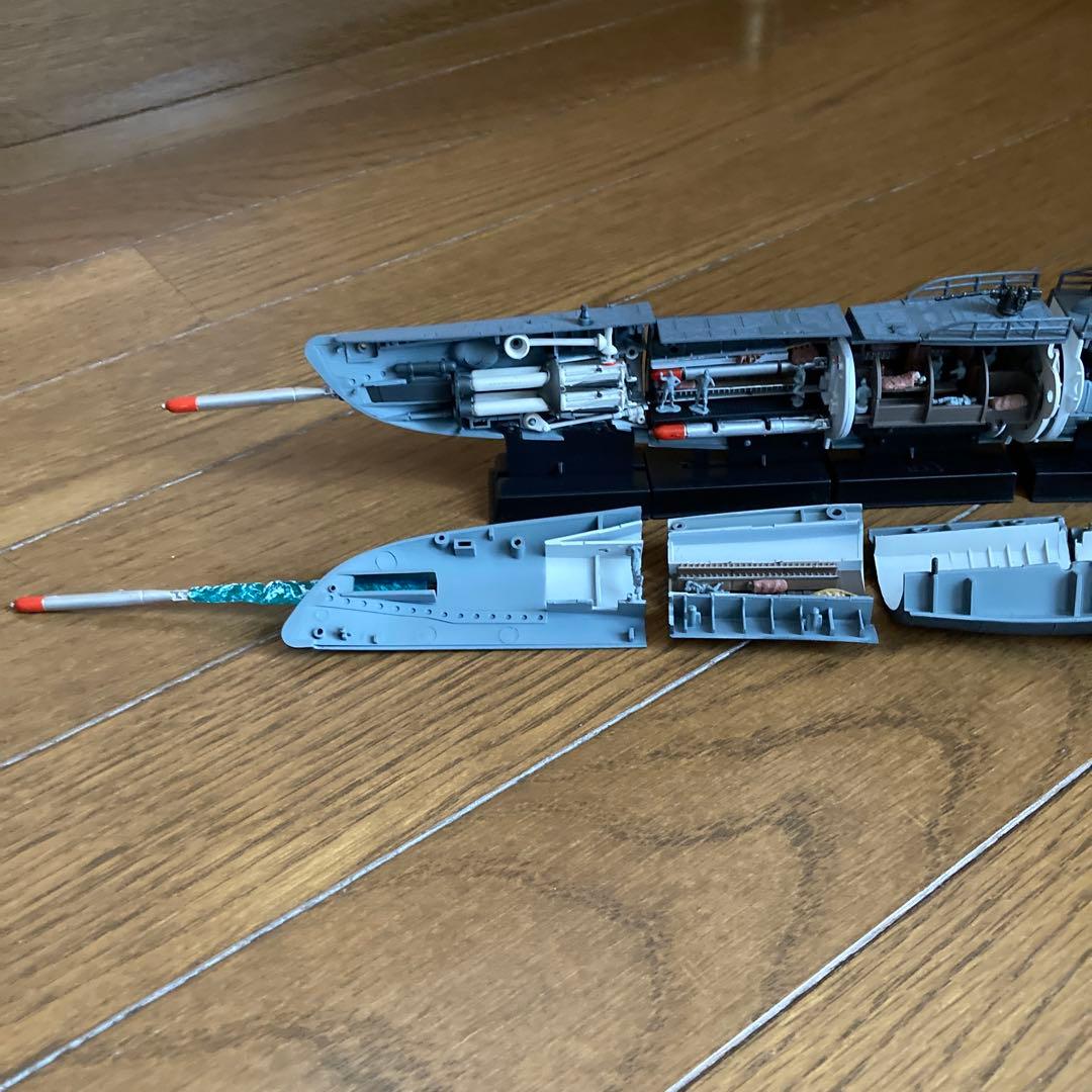 タルガ　高密度模型U-ボート迷彩モデル1/144潜水艦内部構造