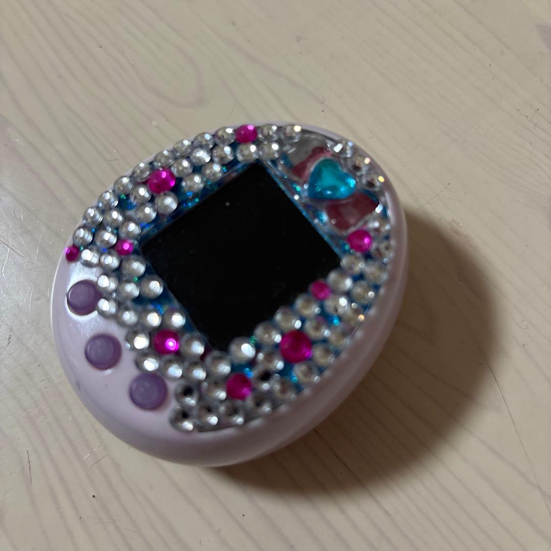ビーズ装飾付きデジタルペット