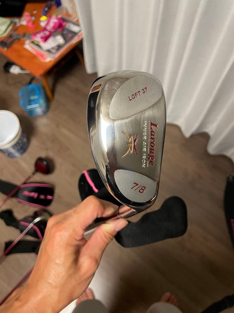 Larouge ゴルフバッグ・アイアンセット付き