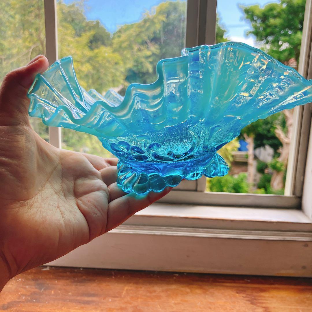 美品 ボーモント・フェントン社 ブルーオパルセント ウランガラス フリル ボウル