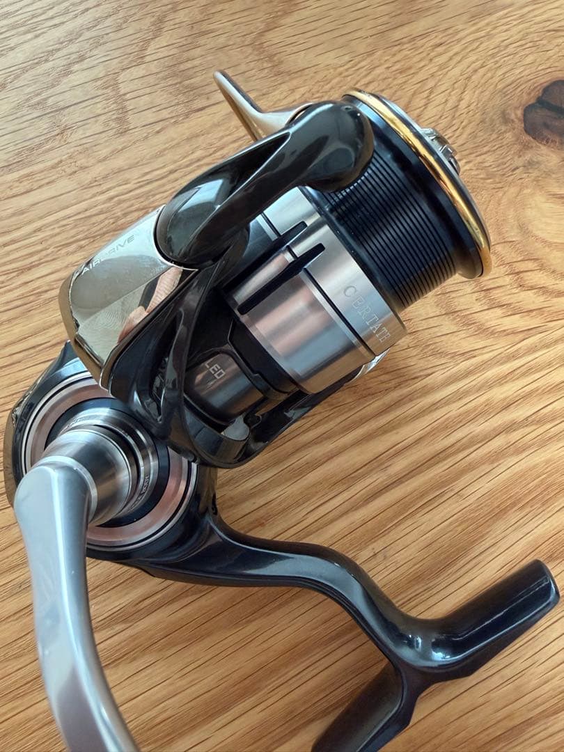 DAIWA 19セルテート(CP) LT2500S-XH エアドライブデザイン