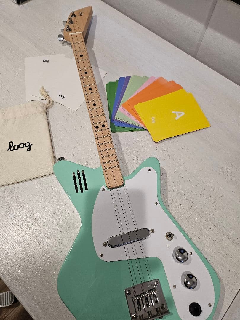 動作品 音だし○【Loog - エレキギター】ルーグ　アンプ付きミニギター