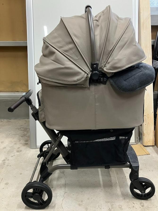 すえ　超美品　AIR BUGGY WIZX ペット用カート