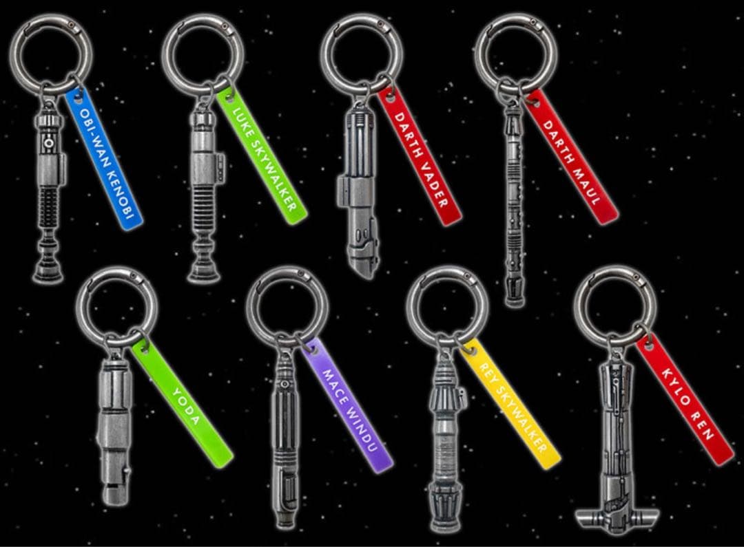 star wars ライトセーバーキーホルダー 8種セット