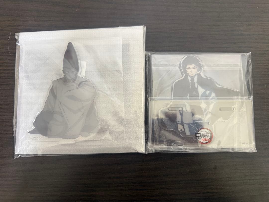 鬼滅の刃　鬼舞辻無惨　場面写そのままアクリルスタンド　平安