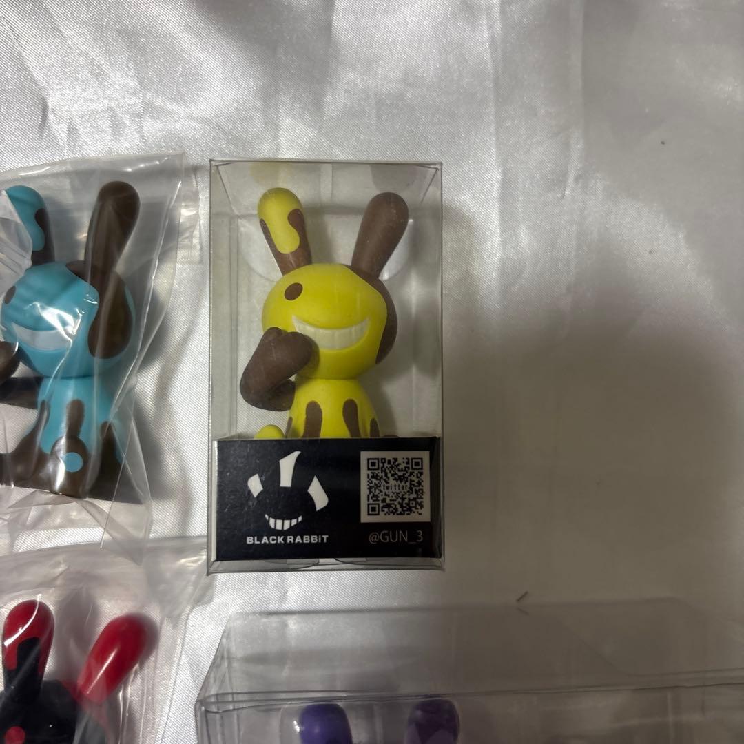 BLACK RABBiT ブラックラビット　初回限定生産　バラ売り禁止