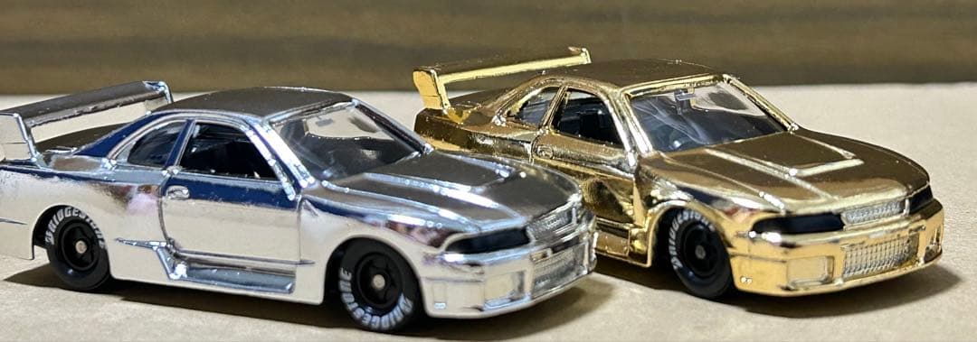 トミカ ニッサン スカイライン メッキ仕様 2台セット